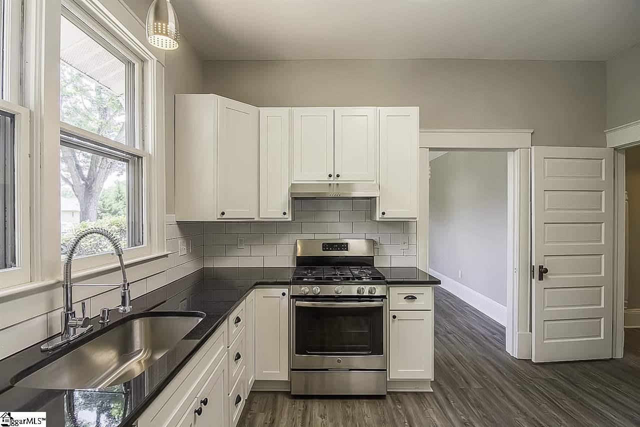 109 Perry Road Greenville, SC 29609 - Photo 17 of 31 Gallery Image 17