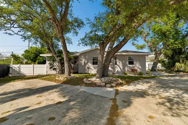 $789,900 | 125 Harbor Bluff Drive, Largo, FL 33770