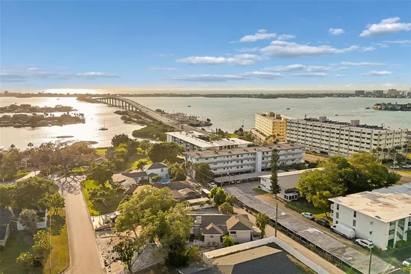 $789,900 | 125 Harbor Bluff Drive, Largo, FL 33770