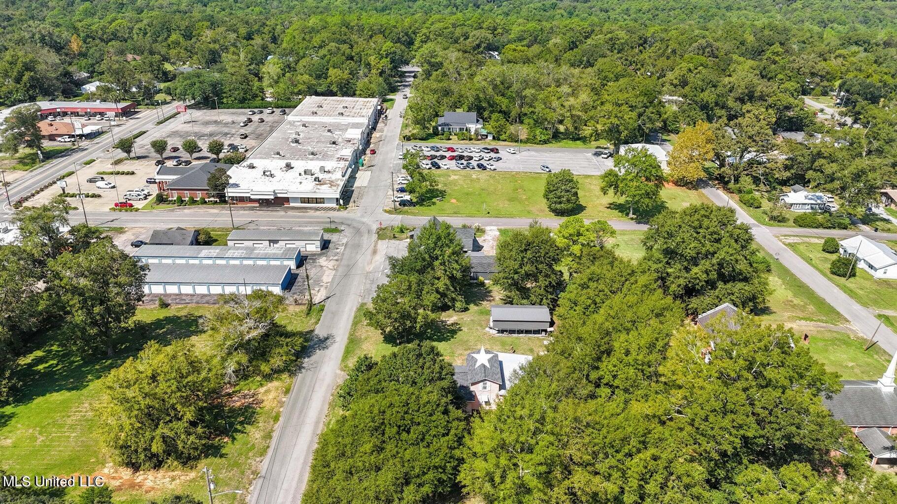 388 Oak Street Lucedale, MS 39452 - Photo 26 of 28 20230913115135288188000000-o