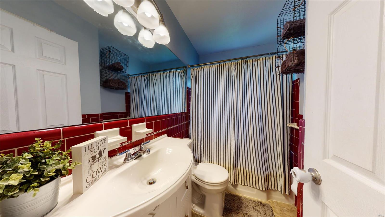 4711 Heege Road St. Louis, MO 63123 - Photo 11 of 23 Gallery Image 11