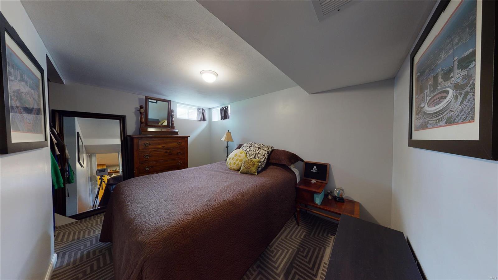 4711 Heege Road St. Louis, MO 63123 - Photo 18 of 23 Gallery Image 18
