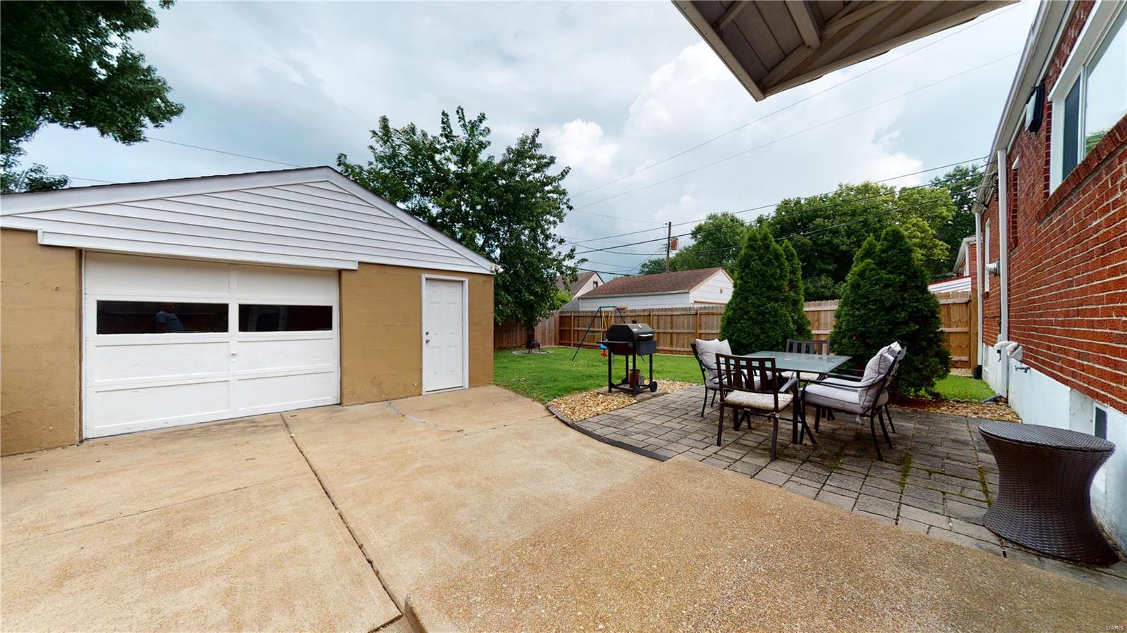 4711 Heege Road St. Louis, MO 63123 - Photo 22 of 23 Gallery Image 22