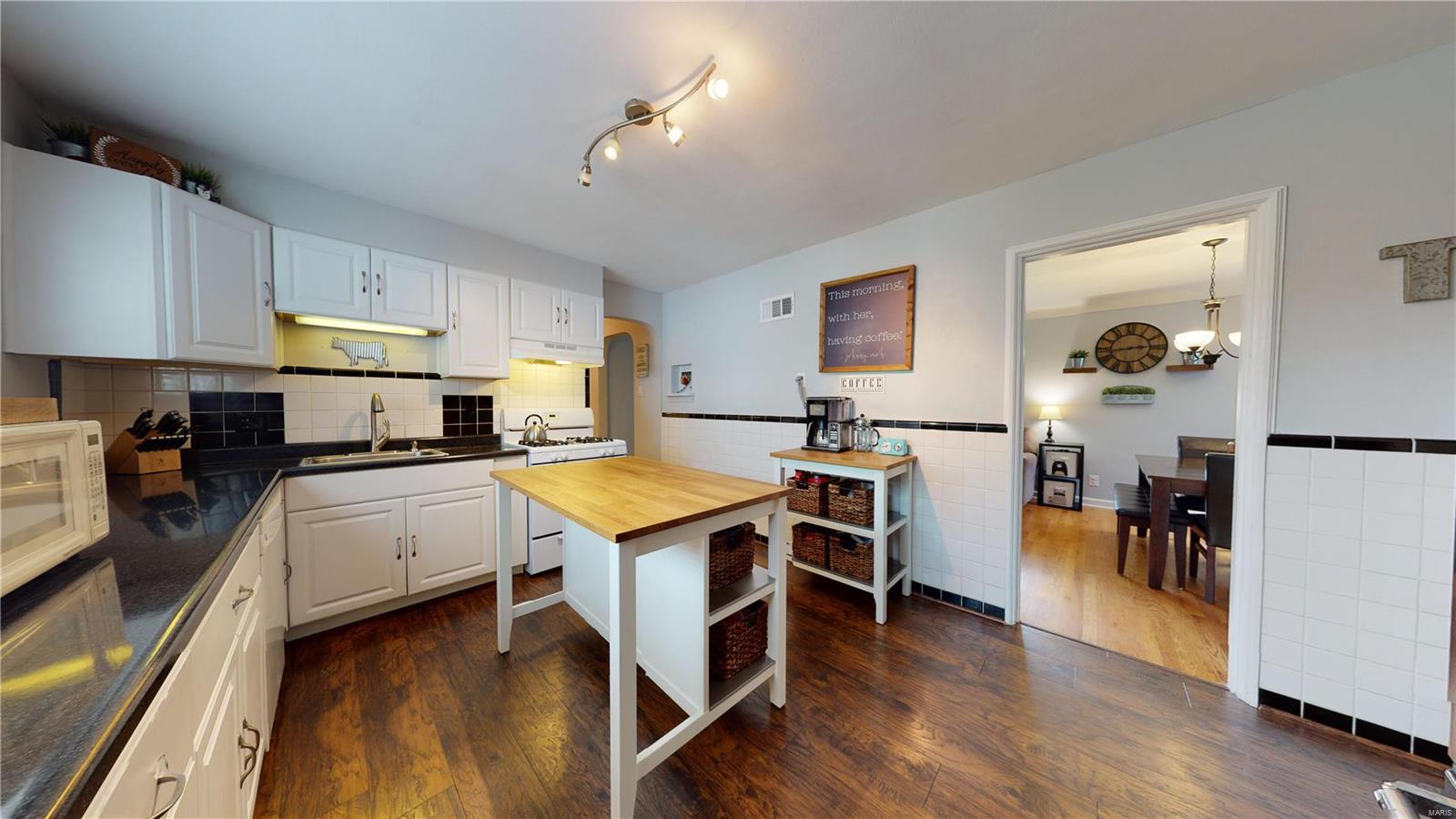 4711 Heege Road St. Louis, MO 63123 - Photo 6 of 23 Gallery Image 6