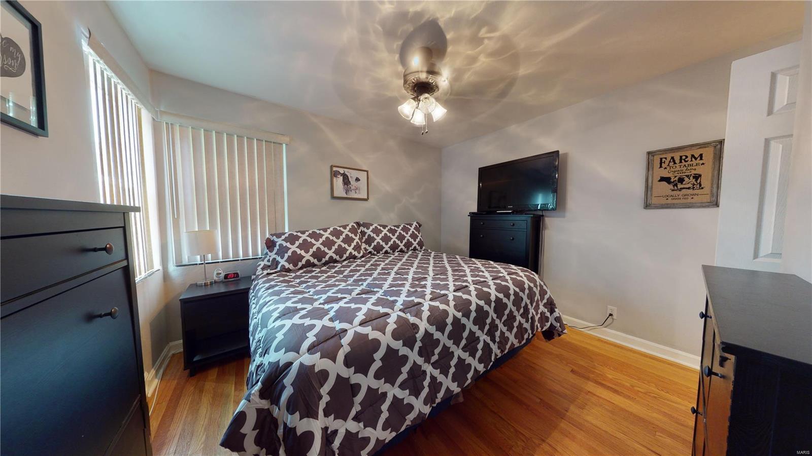 4711 Heege Road St. Louis, MO 63123 - Photo 8 of 23 Gallery Image 8