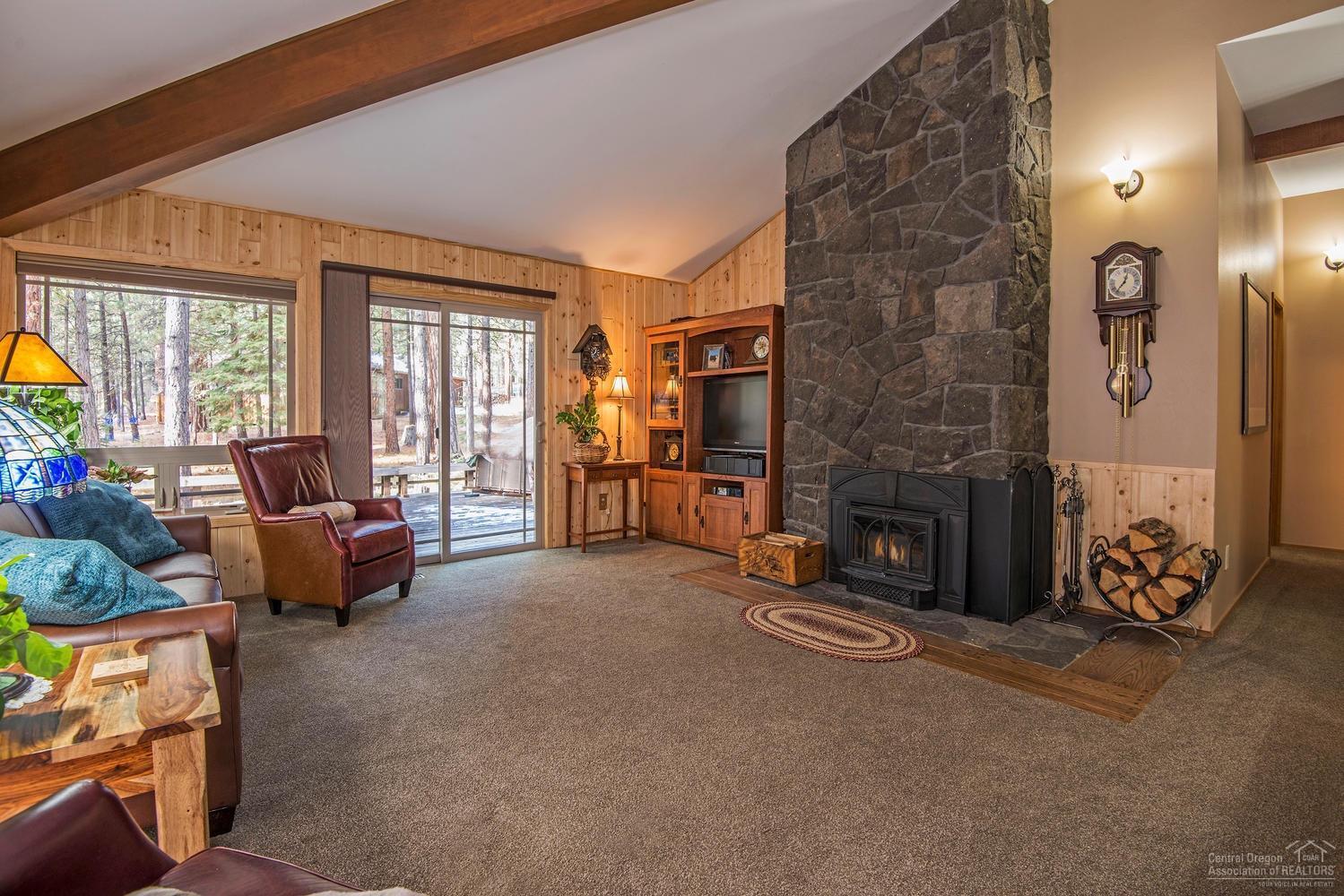 13700 Partridge Foot Black Butte Ranch, OR 97759 - Photo 4 of 21 Additional Photo