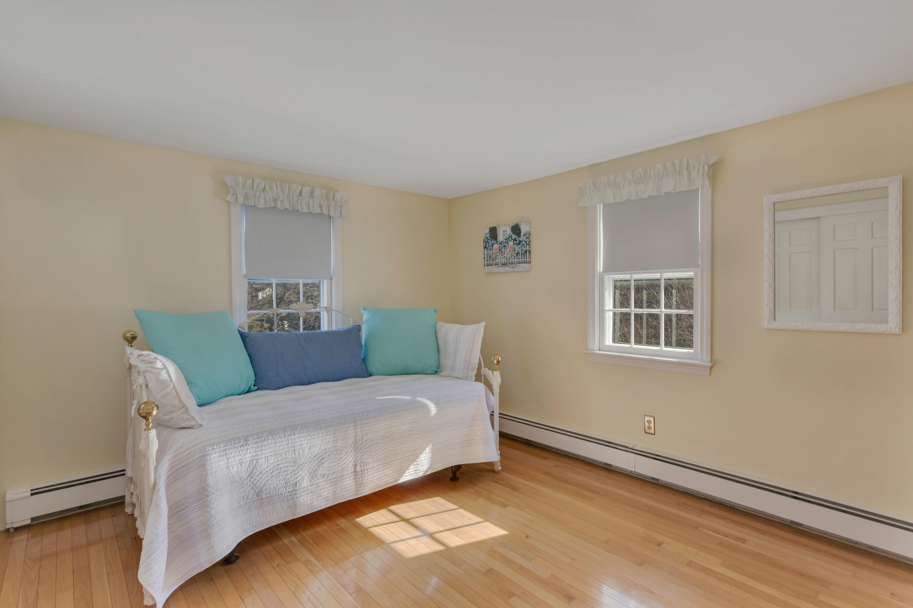 229 Sisson Road Harwich, MA 02645 - Photo 17 of 43 229SisLR-25