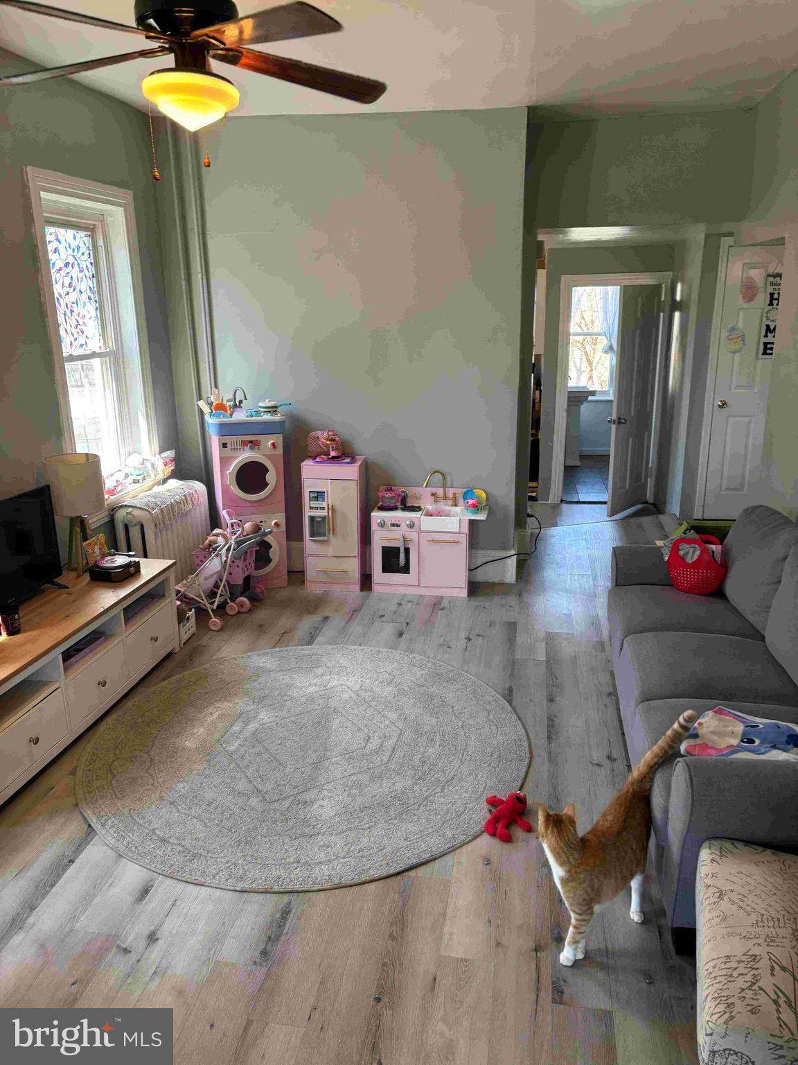 6740 Keystone Street Philadelphia, PA 19135 - Photo 3 of 14 a room with a bed and a mirror