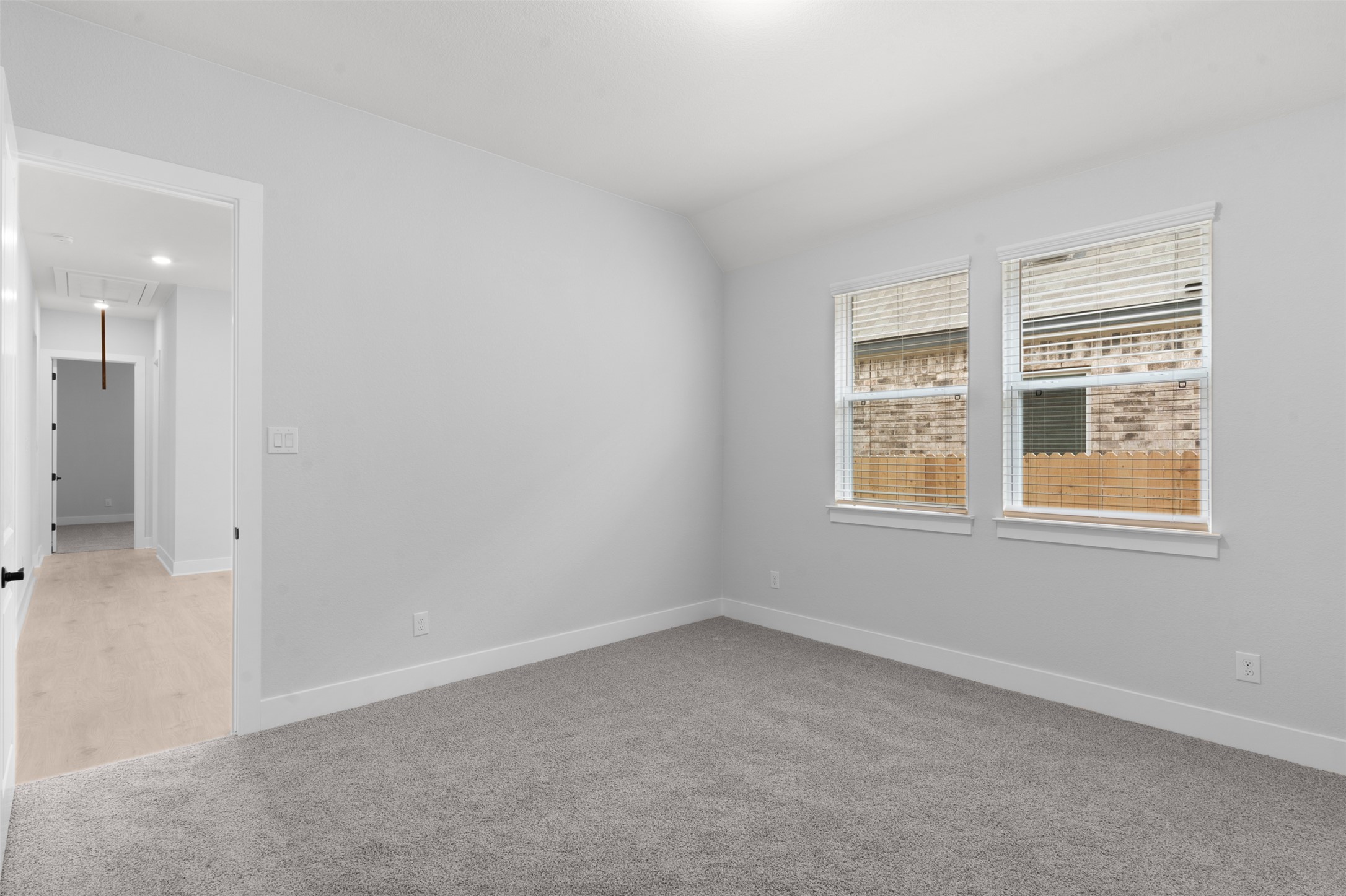 17308 Hope Bergman Road Pflugerville, TX 78660 - Photo 30 of 39 an empty room with windows