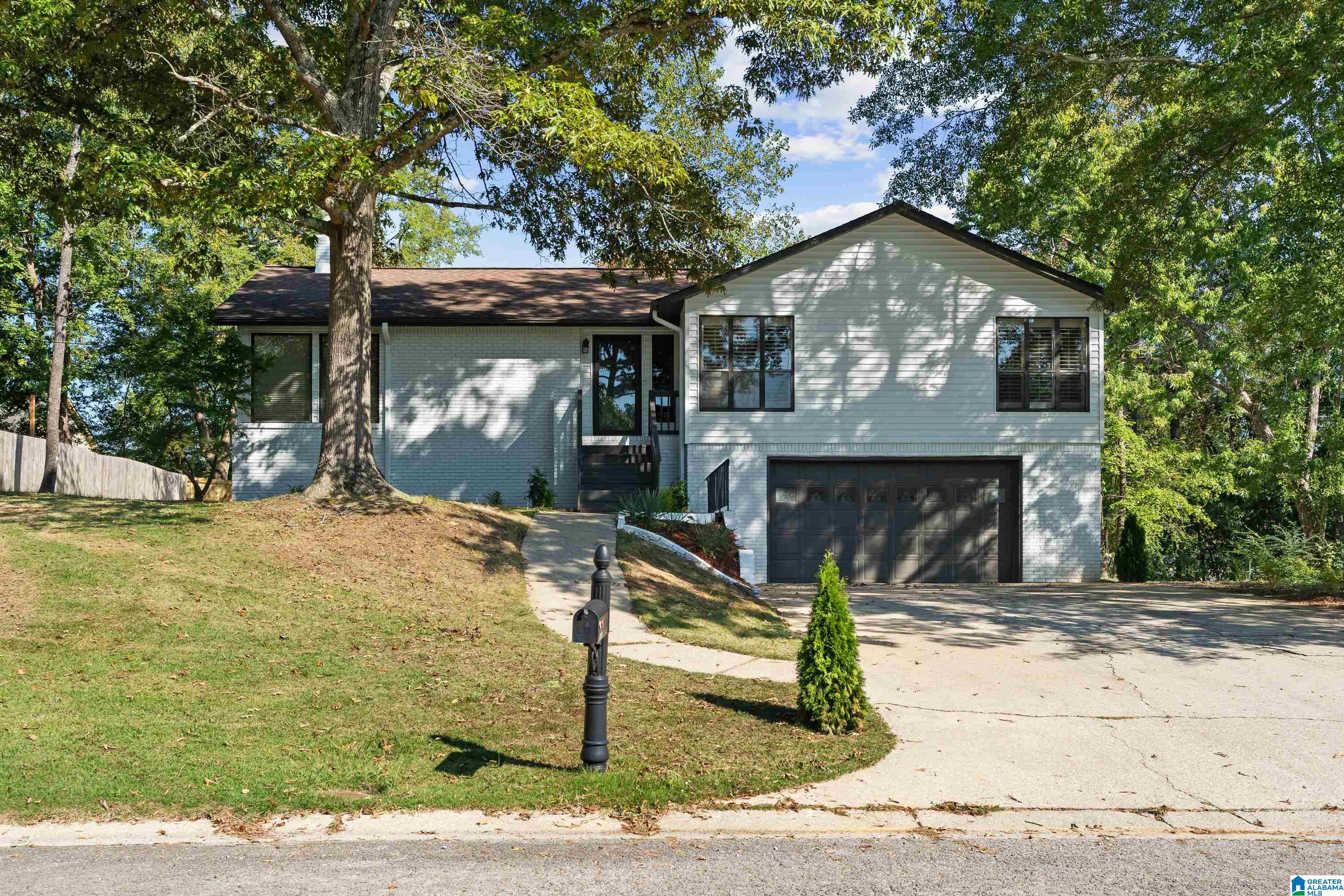 4039 Sherborne Road Birmingham, AL 35210 - Photo 1 of 47