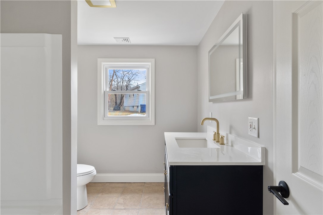 109 Diamond Hill Road Warwick, RI 02886 - Photo 23 of 33
