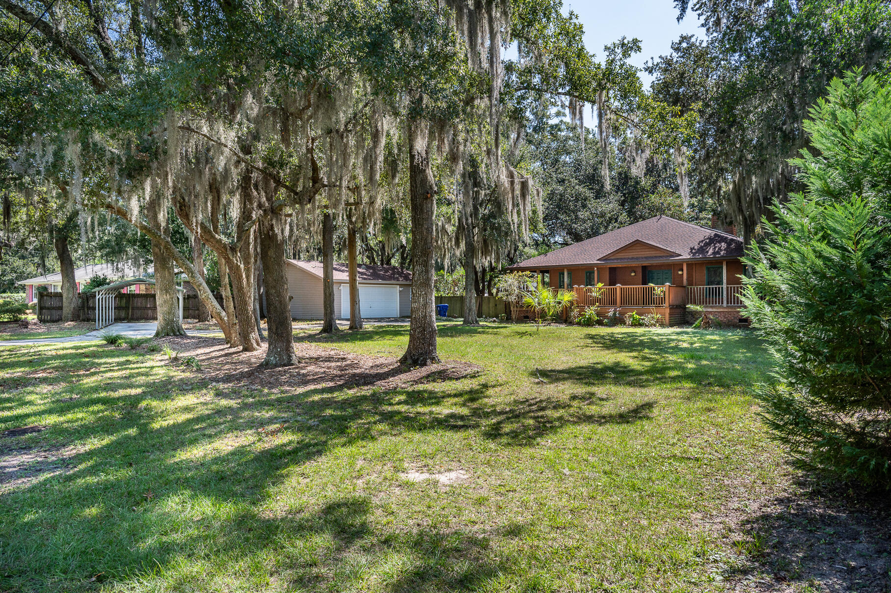 463 Japonica Road Mount Pleasant, SC 29464 - Photo 4 of 42 463Japonica-24