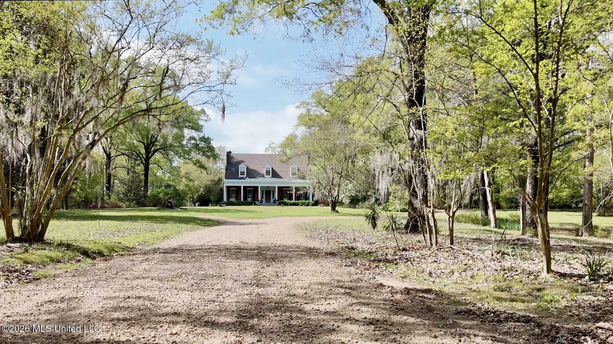9227 River Road Natchez, MS 39120 - Photo 14 of 97 B47B14C3-08C2-479B-B81F-B1B114103A36Scre