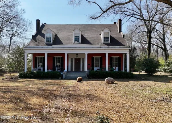 $2,300,000 | 8747 River Road, Natchez, MS 39120