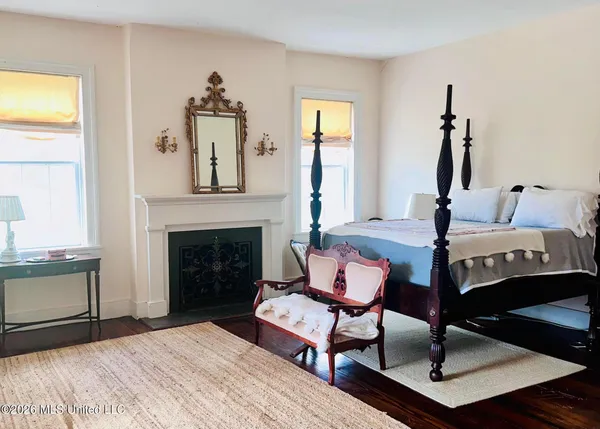 $2,300,000 | 8747 River Road, Natchez, MS 39120