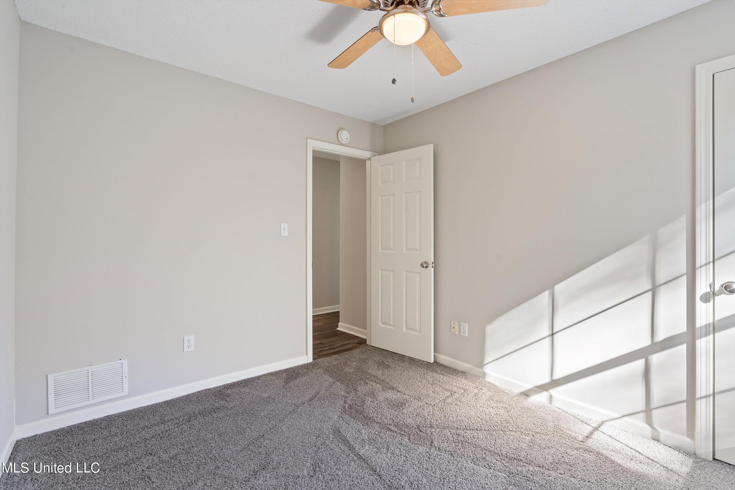 140 Embry Road Byhalia, MS 38611 - Photo 13 of 31 12-DSC9515