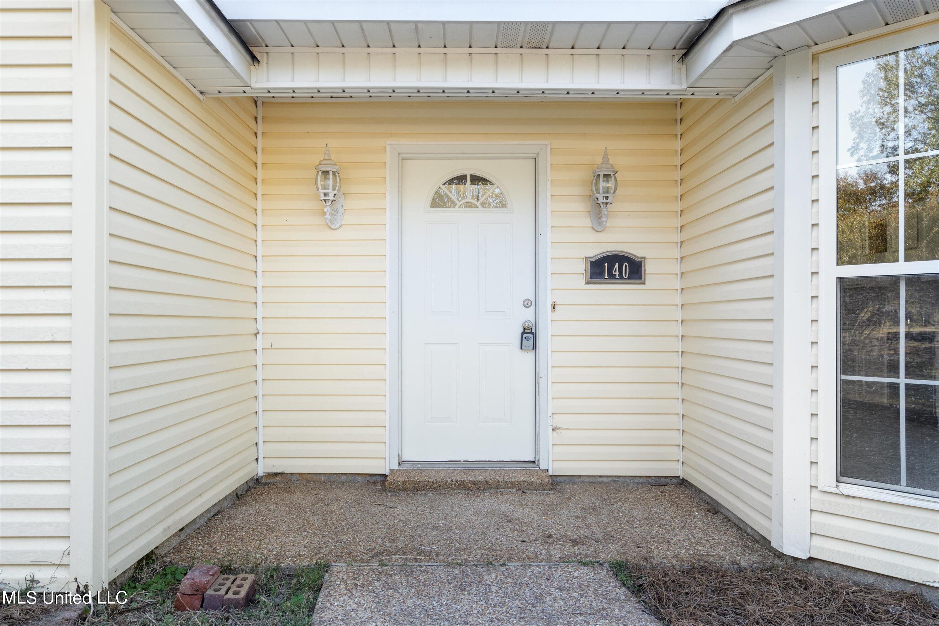 140 Embry Road Byhalia, MS 38611 - Photo 5 of 31 04-DSC9680