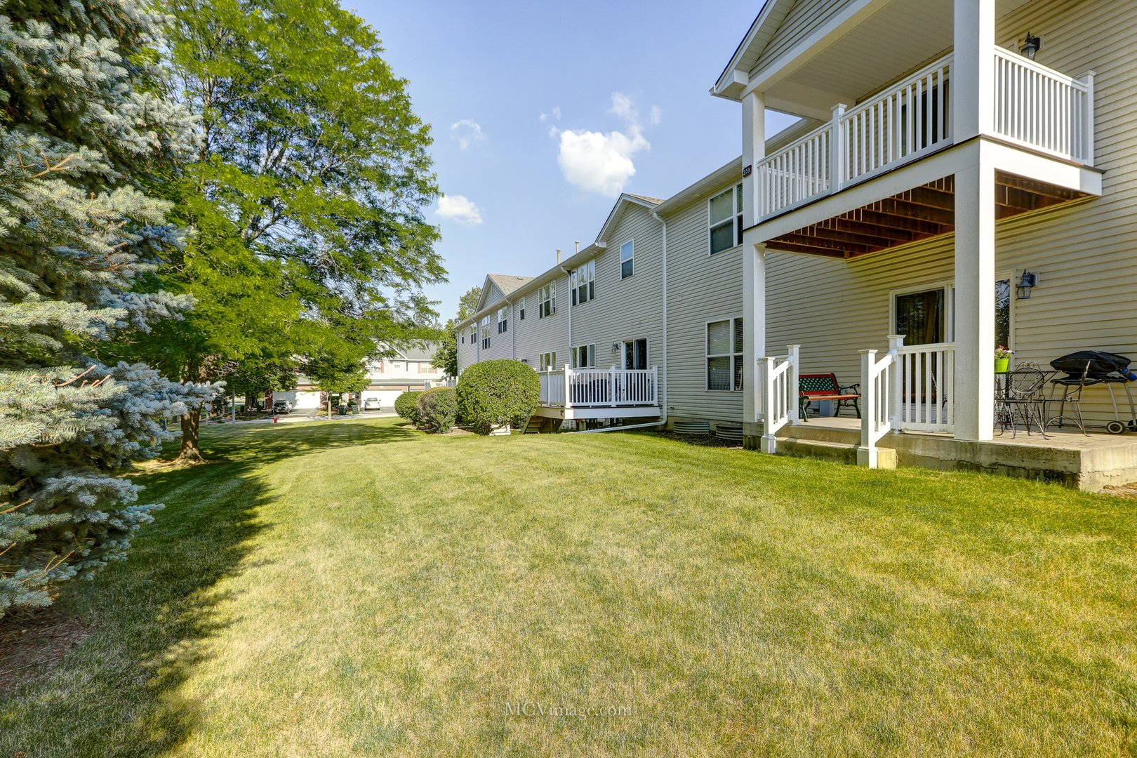 359 Ridge Road North Aurora, IL 60542 - Photo 24 of 35