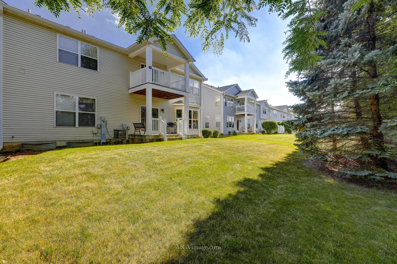 359 Ridge Road North Aurora, IL 60542 - Photo 26 of 35