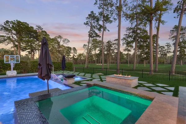 $1,200,000 | 6515 Sussex Court, Spring, TX 77389