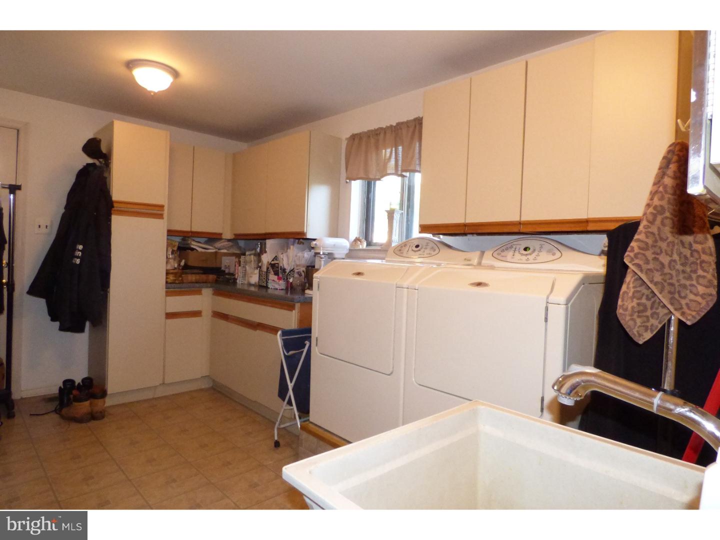 708 Cotswold Road Somerdale, NJ 08083 - Photo 10 of 25 Laundry Room