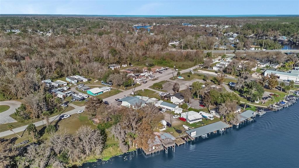 55512 Front Street Astor, FL 32102 - Photo 20 of 47