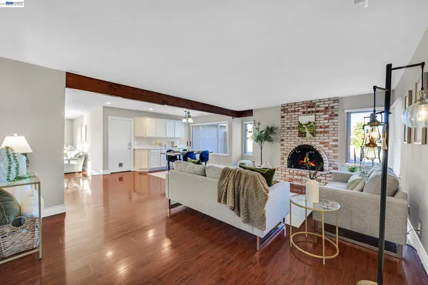 $1,000,000 | 2376 Broadmoor Street, Livermore, CA 94551
