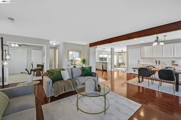 $1,000,000 | 2376 Broadmoor Street, Livermore, CA 94551