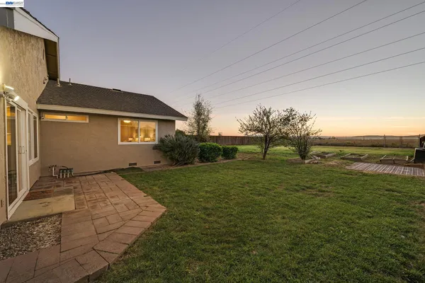 $1,000,000 | 2376 Broadmoor Street, Livermore, CA 94551