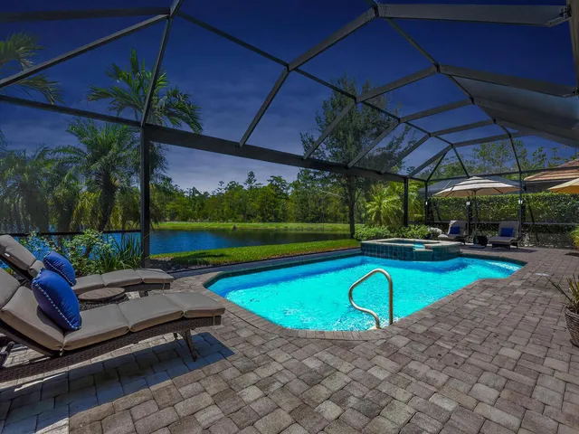 $1,595,000 | 7412 Winding Cypress Drive, Naples, FL 34114
