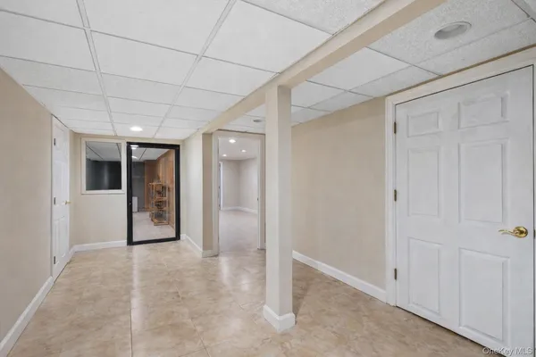 $7,500 | 38 Arista Drive, Dix Hills, NY 11746