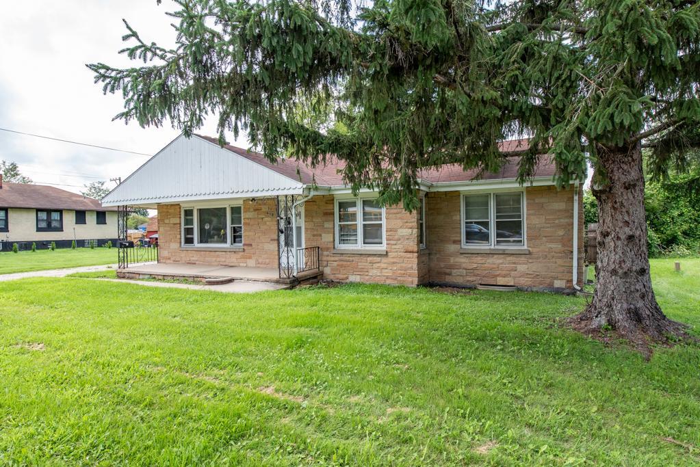 618 North Oplaine Road Waukegan, IL 60085 - Photo 3 of 30 Gallery Image 3