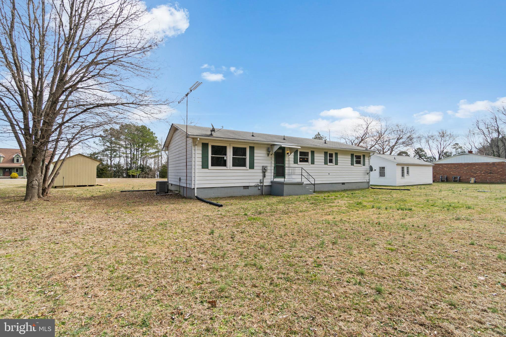 3188 Roseland Road King George, VA 22485 - Photo 17 of 34 Rear View