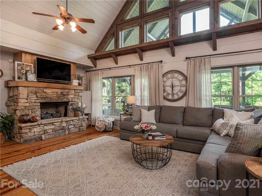 35 Longview Ridge Rd Lake Lake Toxaway, NC 28747 - Photo 11 of 41 Gallery Image 11