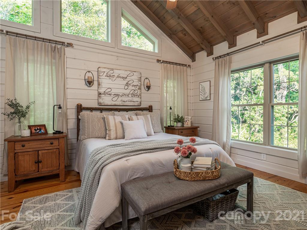35 Longview Ridge Rd Lake Lake Toxaway, NC 28747 - Photo 14 of 41 Gallery Image 14
