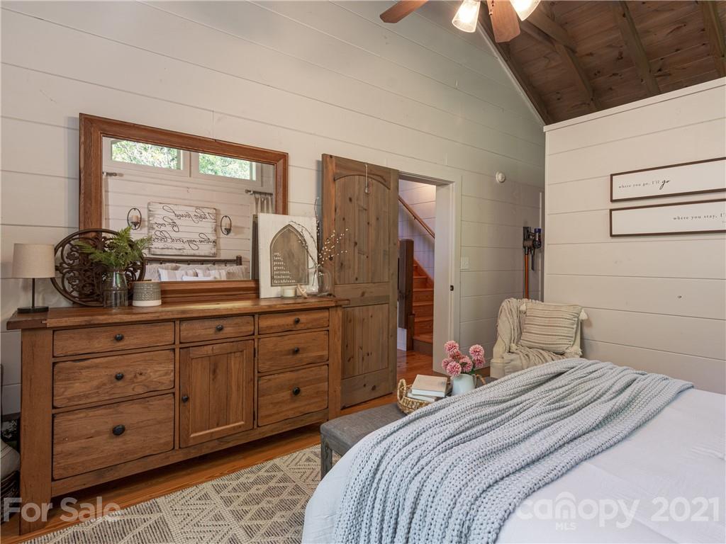 35 Longview Ridge Rd Lake Lake Toxaway, NC 28747 - Photo 15 of 41 Gallery Image 15