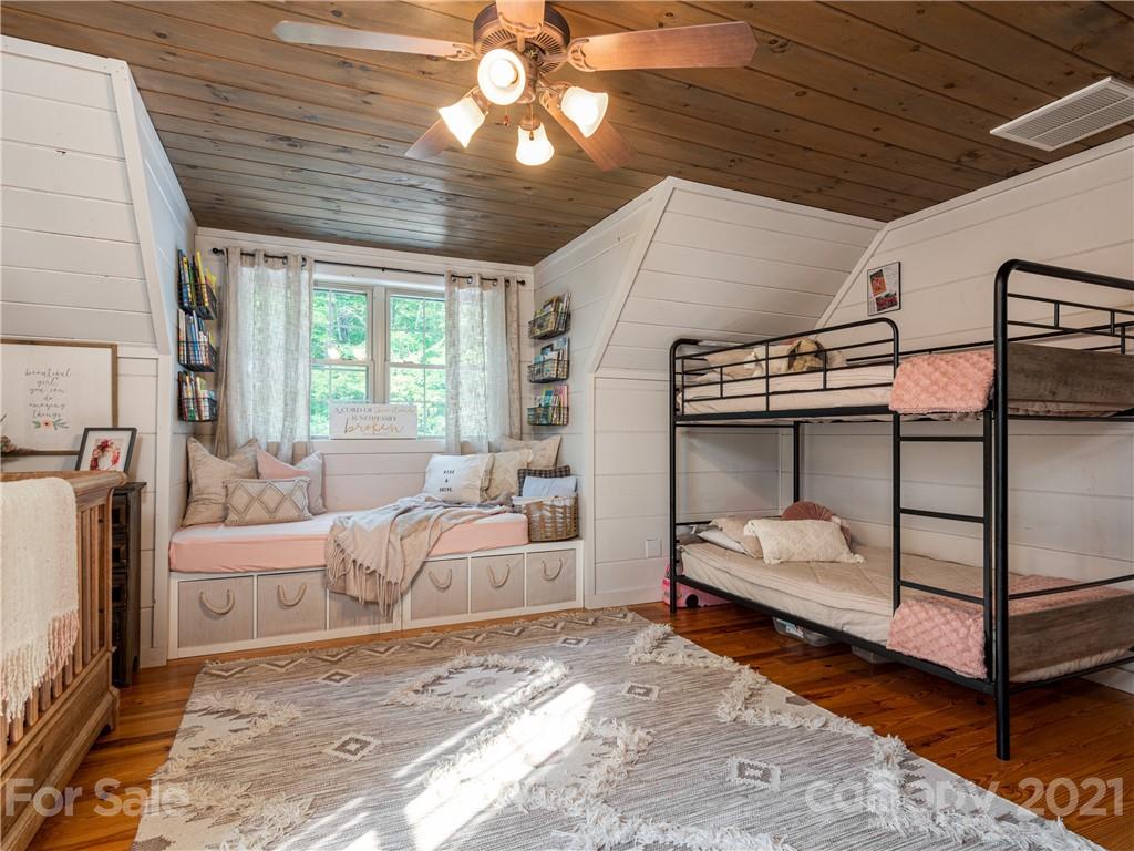 35 Longview Ridge Rd Lake Lake Toxaway, NC 28747 - Photo 25 of 41 Gallery Image 25