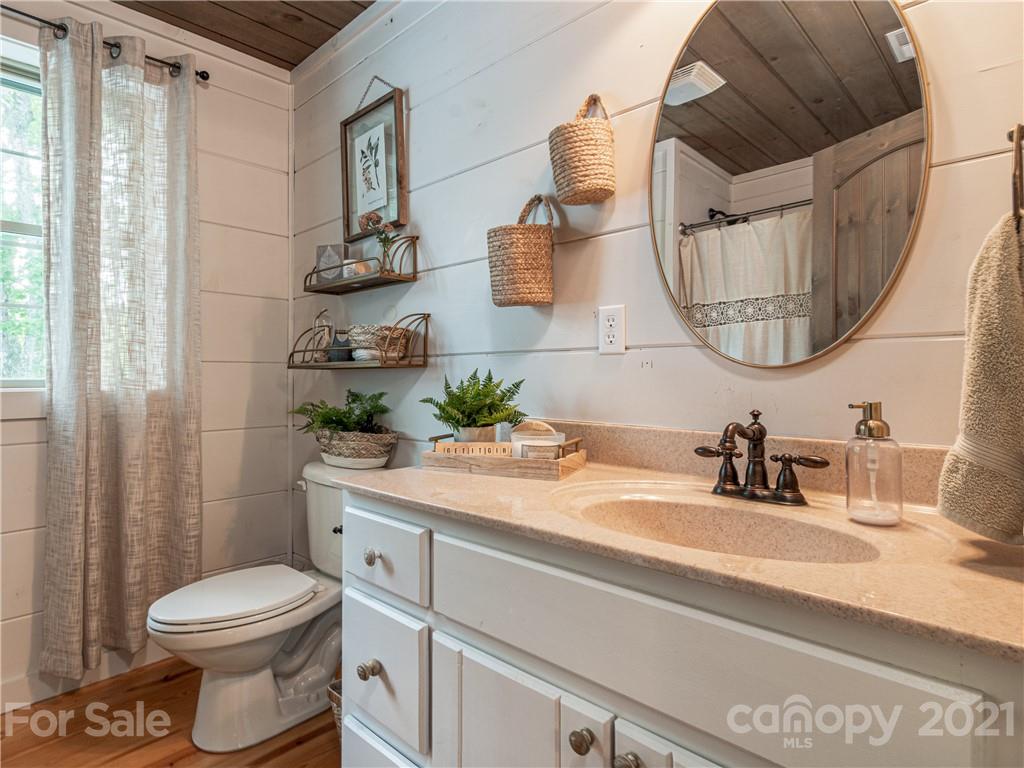 35 Longview Ridge Rd Lake Lake Toxaway, NC 28747 - Photo 26 of 41 Gallery Image 26