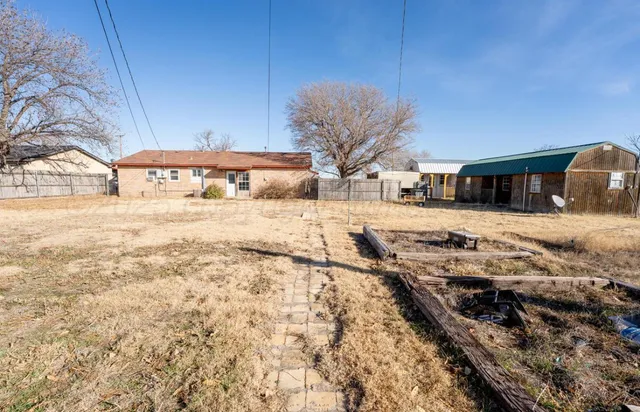 $120,000 | 602 Nara Visa Lane, Fritch, TX 79036