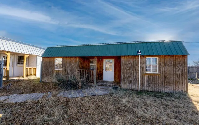 $120,000 | 602 Nara Visa Lane, Fritch, TX 79036