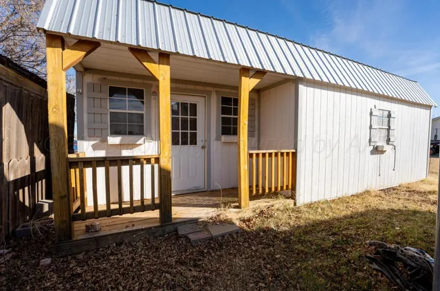 $120,000 | 602 Nara Visa Lane, Fritch, TX 79036