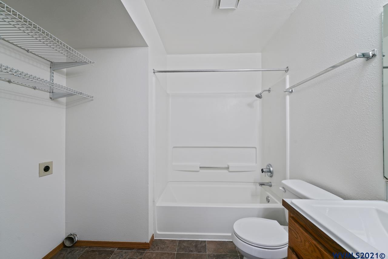 5260 Springcrest Drive South Salem, OR 97306 - Photo 8 of 27