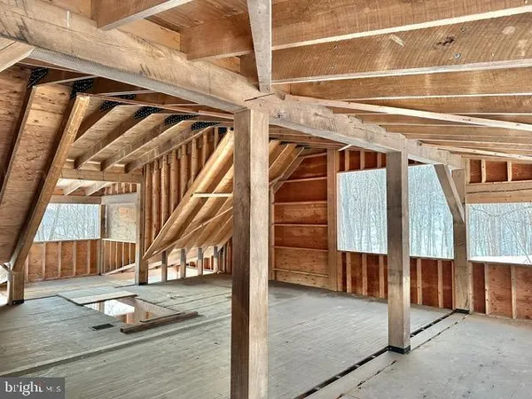 a view of a garage