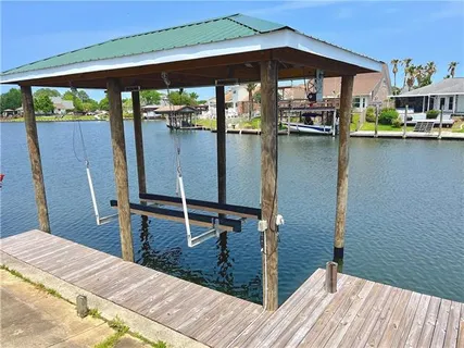 $300,000 | 117 Gretel Cove, Slidell, LA 70458