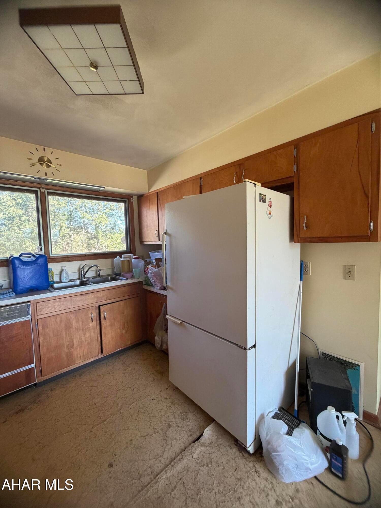 2992 Valley Road Fishertown, PA 15539 - Photo 17 of 29 Gallery Image 17