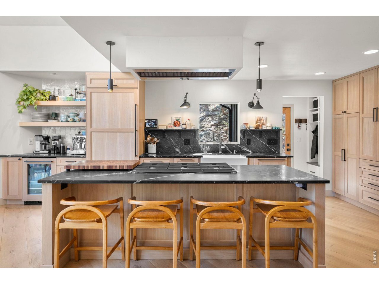 770 North Cedar Brook Road Boulder, CO 80304 - Photo 10 of 50 A kitchen made for hosting