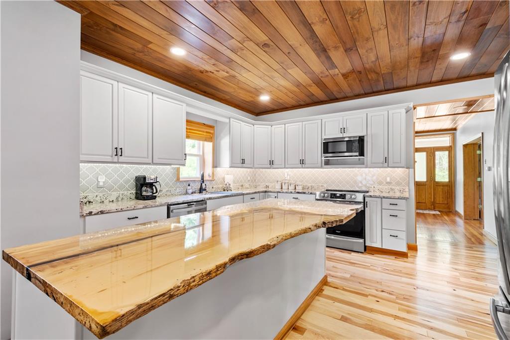2100 Claridge Elliott Road Claridge, PA 15623 - Photo 8 of 25 Gallery Image 8