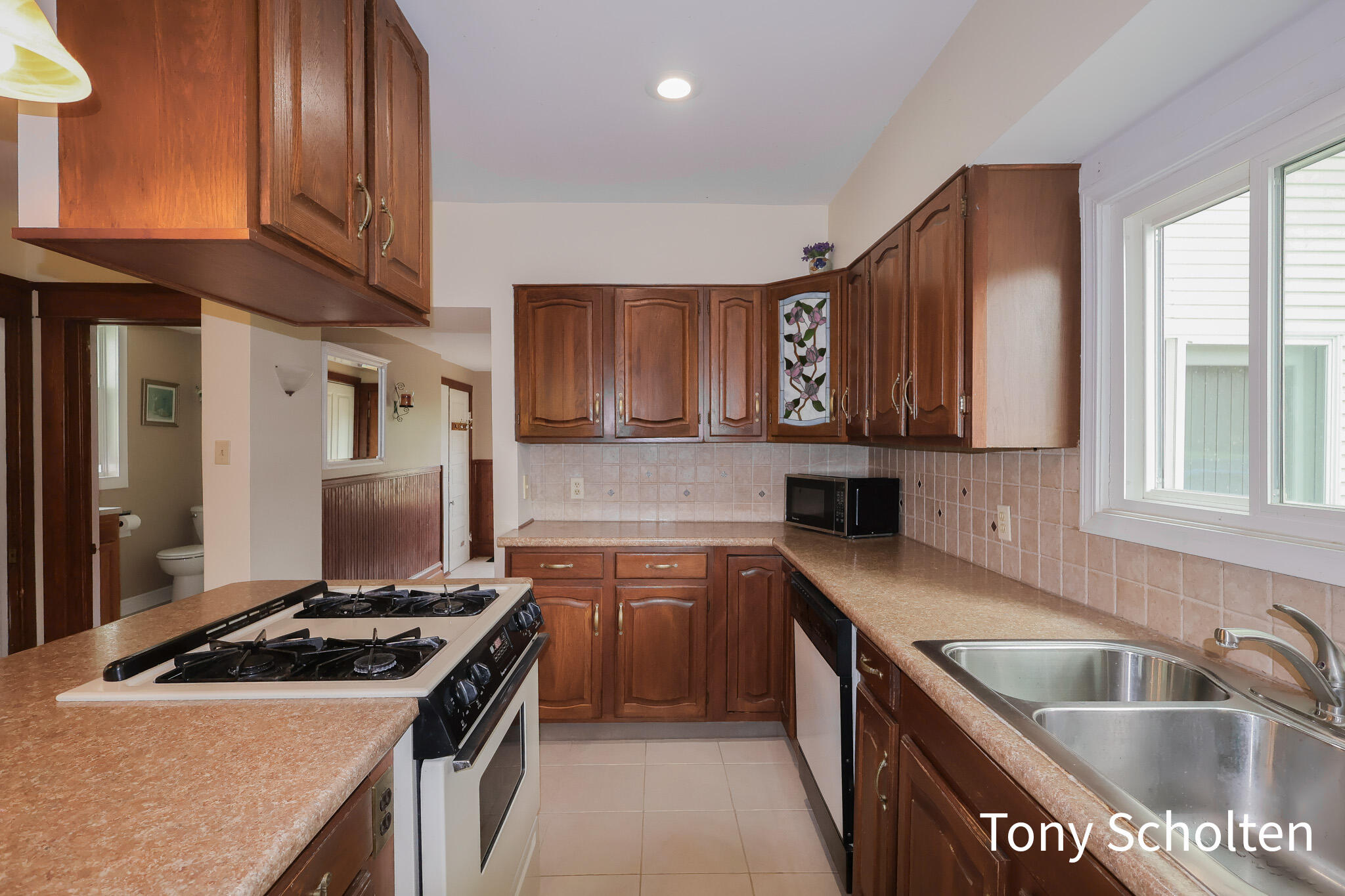 1991 Riley Street Hudsonville, MI 49426 - Photo 6 of 55 IMG_5392