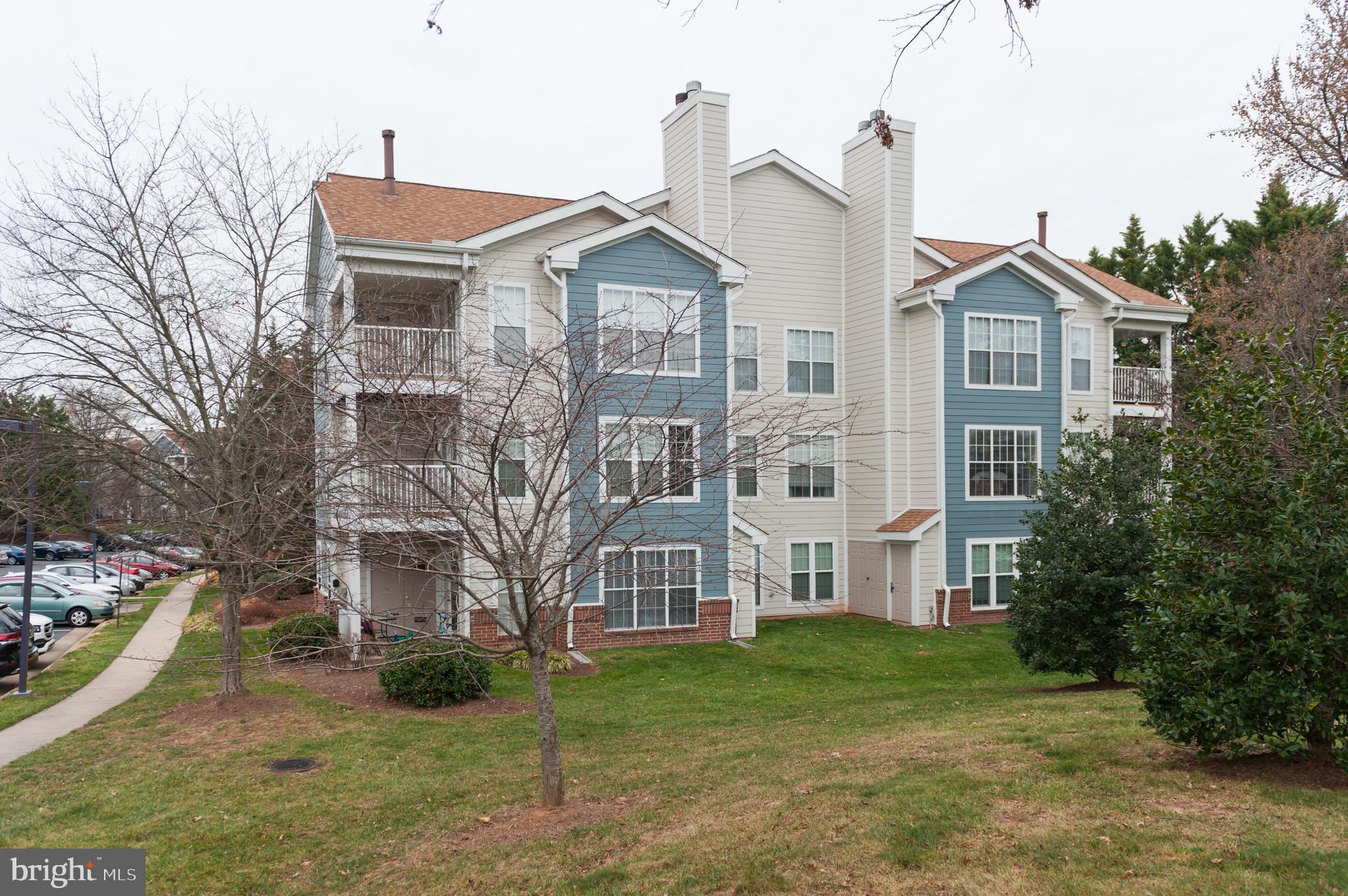 20960 Timber Ridge Terrace, Unit 201 Ashburn, VA 20147 - Photo 3 of 24 Gallery Image 3