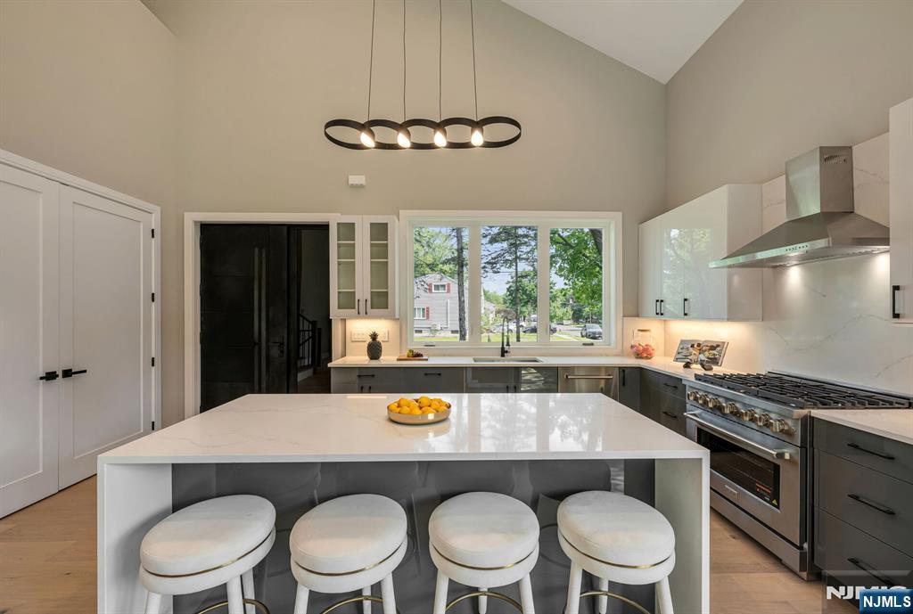 62 Asmus Road Closter, NJ 07624 - Photo 9 of 45 Gallery Image 9